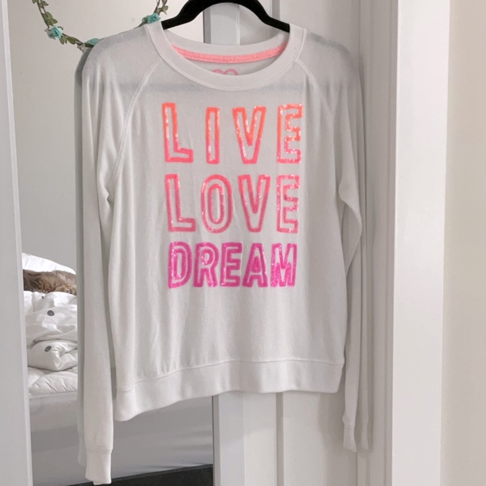LIVE LOVE DREAM sparkly sleep top